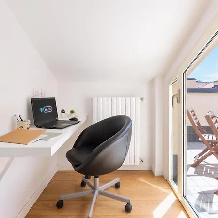 Modern With Double Terrace And Parking