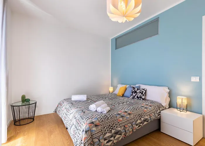 Modern With Double Terrace And Parking Alba (Piedmont)